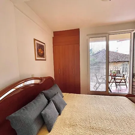 T&t Apartment